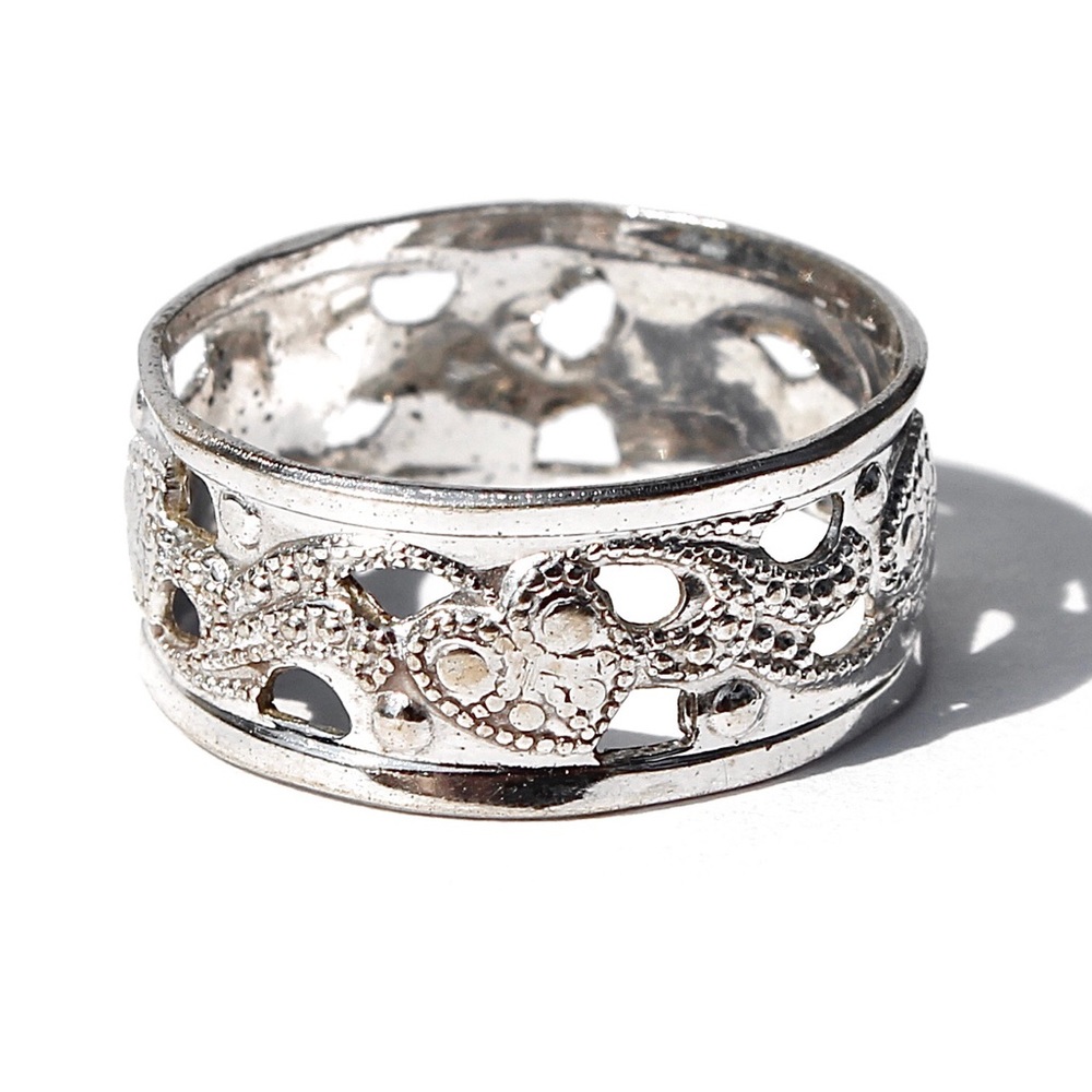 Vintage Vargas Sterling Silver Heart Cigar Band Ring Size 6 Openwork Milgrain